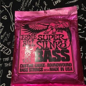 Super Slinky Bass Strings - Pink